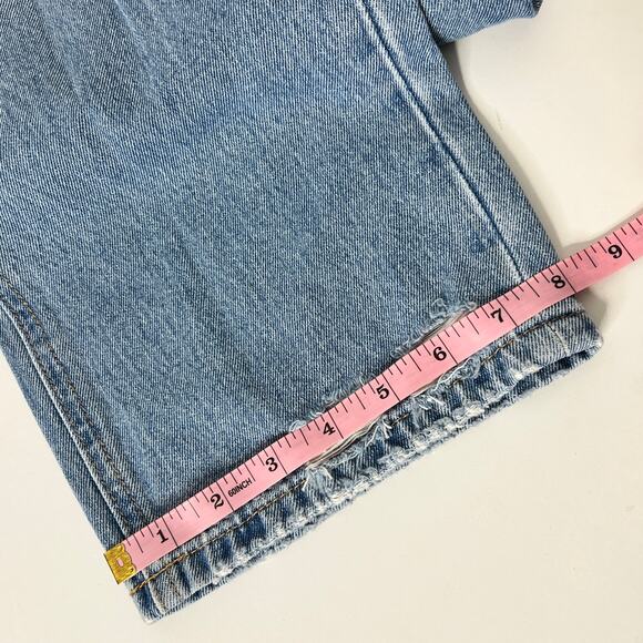 Altar’d State Vervet Cropped Distressed Denim Jeans Size 32 - Picture 10 of 12